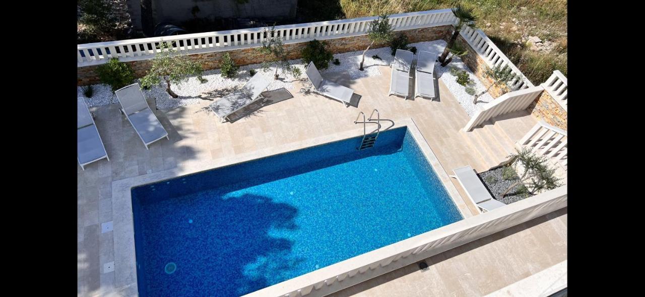 Luxury Beachfront Villa Carlisa Čiovo Exteriér fotografie