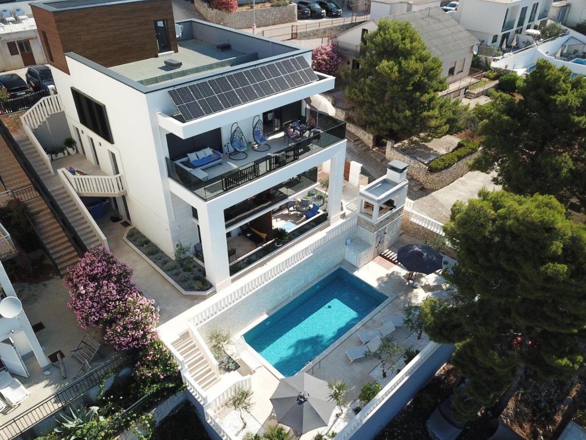 Luxury Beachfront Villa Carlisa Čiovo Exteriér fotografie